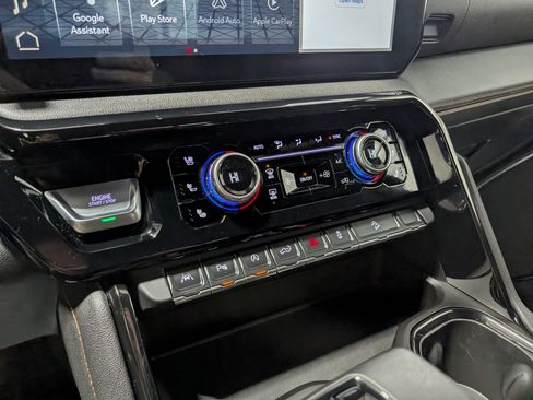 Used 2024 GMC Sierra 1500 AT4 w/ AT4 Preferred Package AWD/4WD image 26