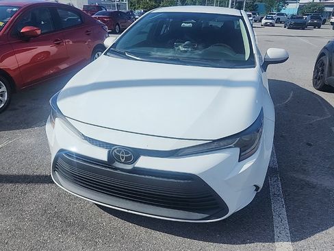 Used 2023 Toyota Corolla LE FWD image 7