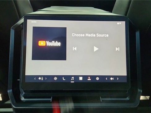 Used 2025 Tesla Cybertruck AWD Crew Cab image 36