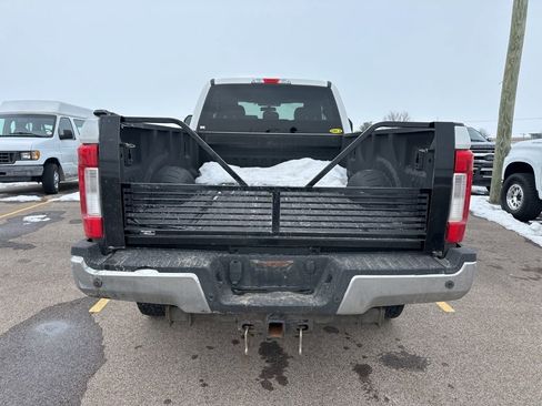 Used 2019 Ford F250 XLT w/ XLT Value Package image 12