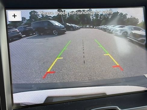 Used 2017 Ford Expedition Limited w/ Equipment Group 301A AWD/4WD image 23