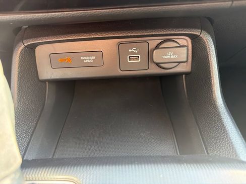 Used 2023 Honda Civic LX image 31