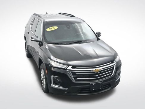 Used 2023 Chevrolet Traverse LT FWD image 23