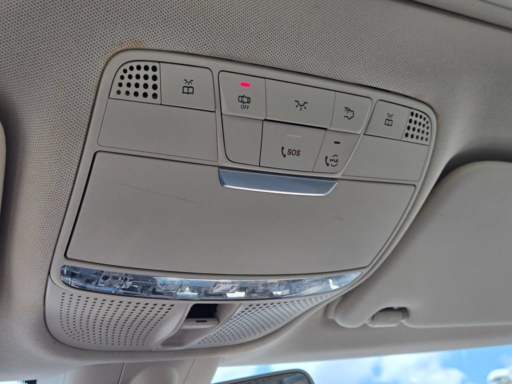 Used 2020 Mercedes-Benz C 300 Sedan image 34