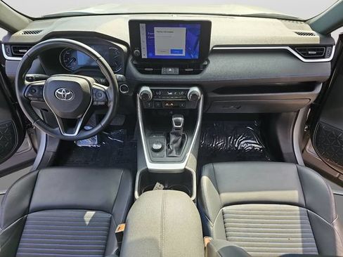 Used 2023 Toyota RAV4 XSE AWD/4WD image 11