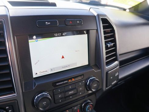 Used 2018 Ford F150 XLT w/ Equipment Group 302A Luxury image 26