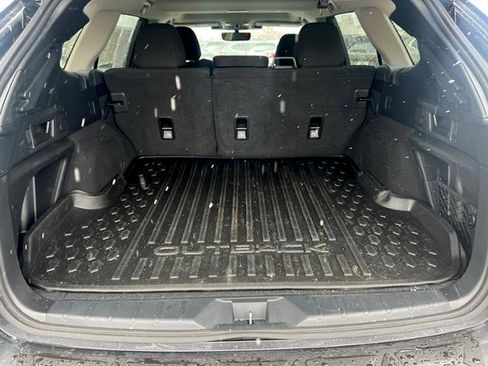 Certified 2025 Subaru Outback Premium AWD/4WD image 9