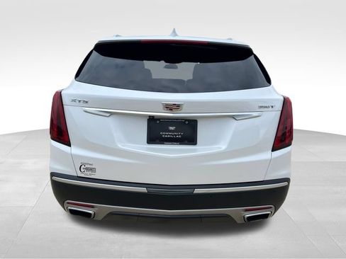 Used 2024 Cadillac XT5 Premium Luxury w/ LPO, Floor Liner Package AWD/4WD image 5