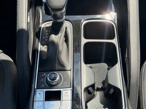 Used 2024 Kia Telluride EX AWD/4WD image 15