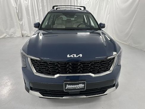 New 2026 Kia Sorento EX AWD/4WD image 8