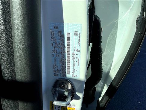 New 2026 Lincoln Corsair Premiere image 14