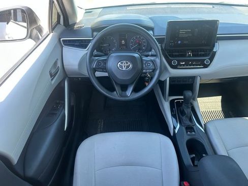 Used 2024 Toyota Corolla Cross L FWD image 24