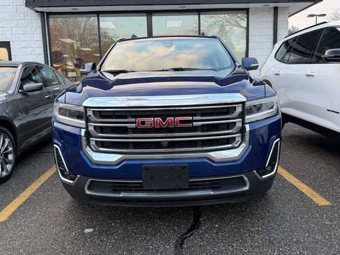 Used 2023 GMC Acadia SLT w/ Technology Package image 2