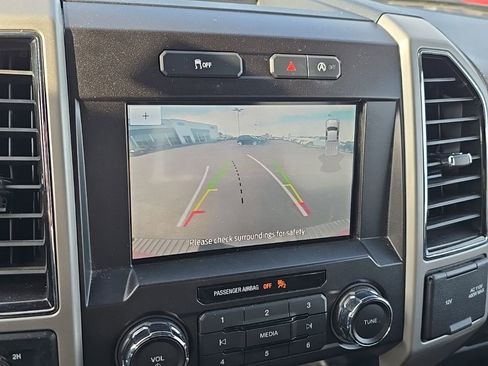 Used 2019 Ford F150 Lariat AWD/4WD image 4