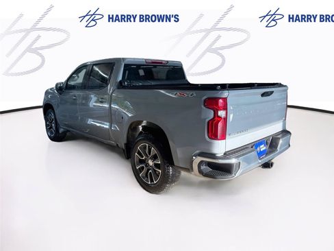 Used 2024 Chevrolet Silverado 1500 LT AWD/4WD image 2