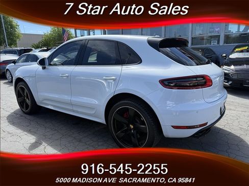 Used 2017 Porsche Macan Turbo image 4