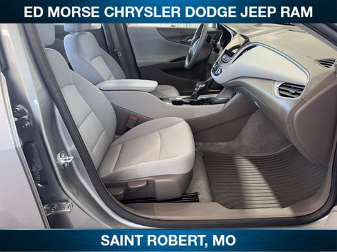 Used 2025 Chevrolet Malibu LT image 19
