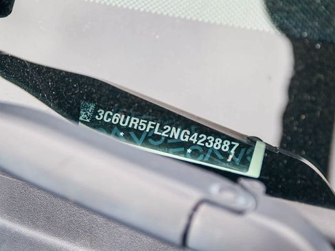 Used 2022 RAM 2500 Laramie AWD/4WD image 29