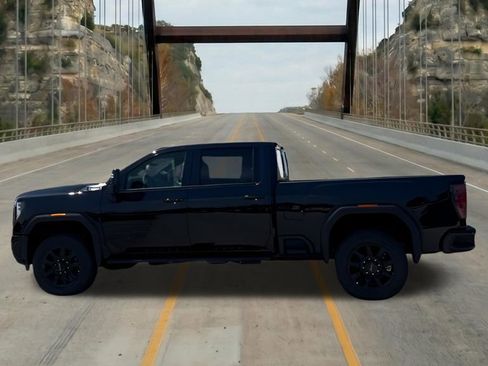 New 2026 GMC Sierra 2500 AT4 w/ AT4 Premium Plus Package AWD/4WD image 5