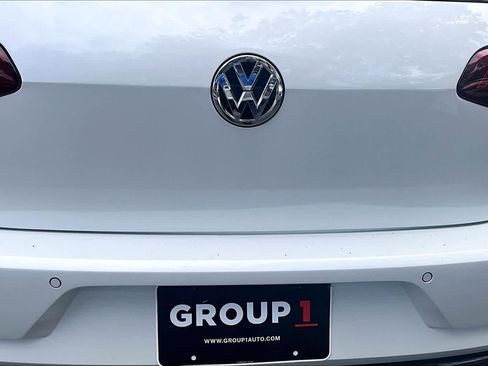 Used 2018 Volkswagen Golf R 4-Door AWD/4WD image 31