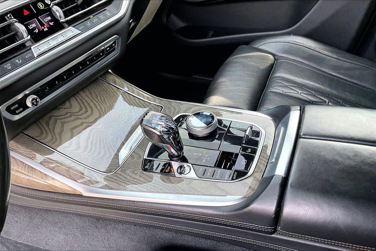 Used 2019 BMW X7 xDrive50i w/ M Sport Package AWD/4WD image 35