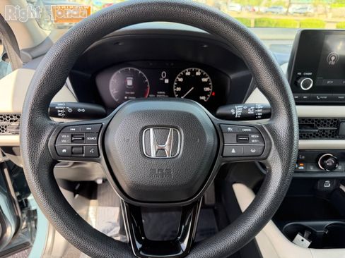Used 2025 Honda HR-V LX image 21