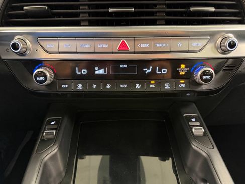 Used 2022 Kia Telluride S FWD image 31