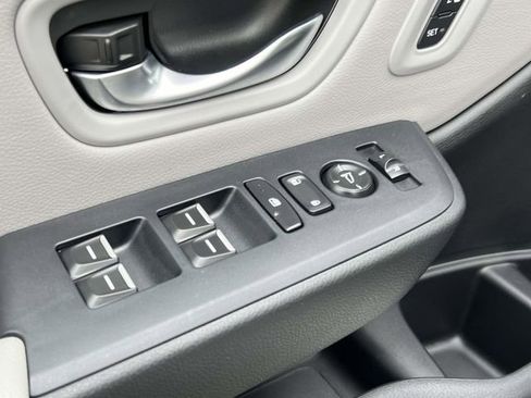 Used 2023 Honda Pilot Touring image 33