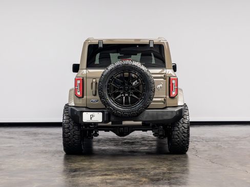 Used 2025 Ford Bronco Outer Banks AWD/4WD image 16