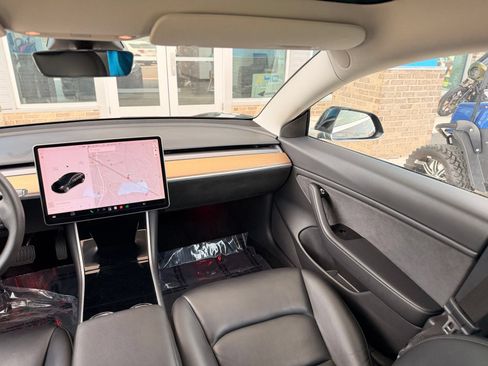 Used 2020 Tesla Model 3 Long Range AWD/4WD image 27