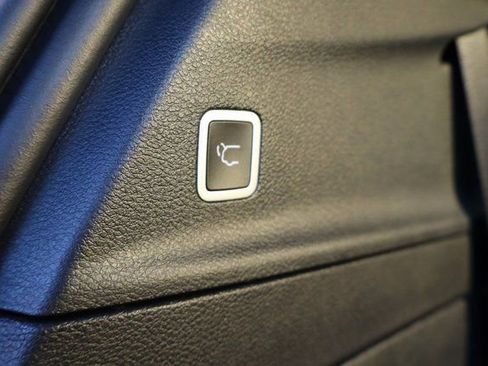 New 2026 Chrysler Pacifica Select w/ S Appearance Package image 40