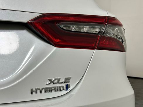Used 2022 Toyota Camry XLE w/ Cold Weather Package FWD image 13