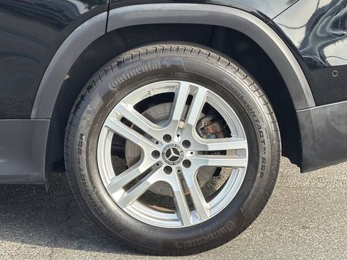 Certified 2023 Mercedes-Benz GLB 250 image 33