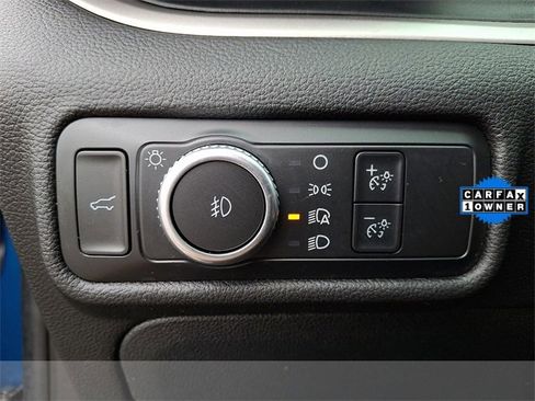 Used 2022 Ford Explorer XLT w/ Equipment Group 202A image 25