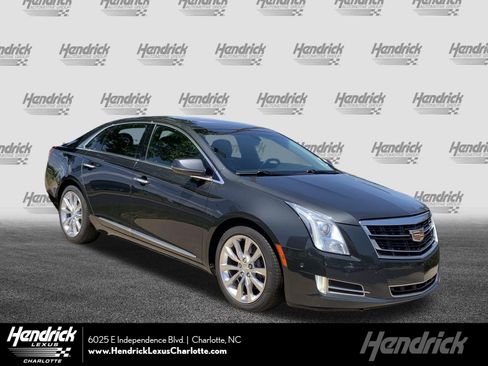 Used 2016 Cadillac XTS Luxury FWD image 1