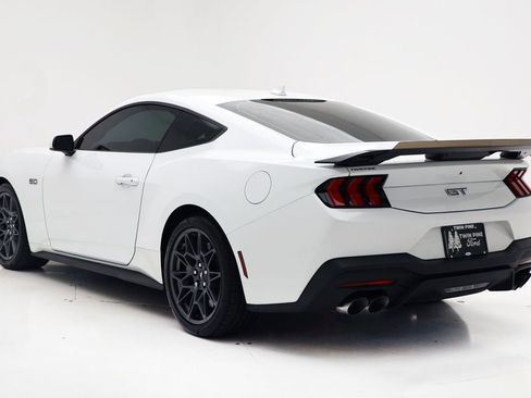 Used 2024 Ford Mustang GT Premium w/ GT Performance Package RWD image 8