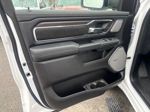 New 2027 RAM 1500 Laramie w/ Night Edition AWD/4WD image 17