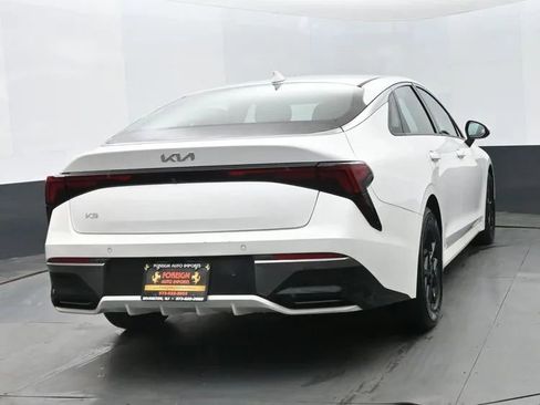 Used 2025 Kia K5 LXS FWD image 8