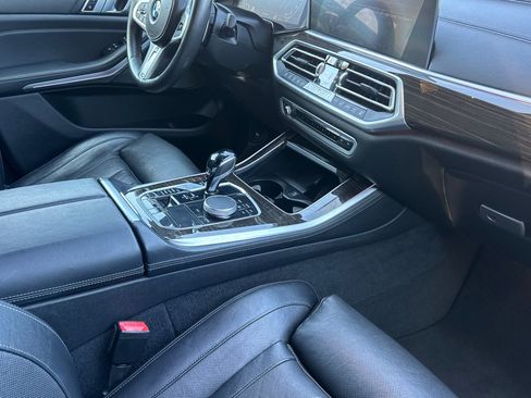 Used 2020 BMW X5 M50i AWD/4WD image 33