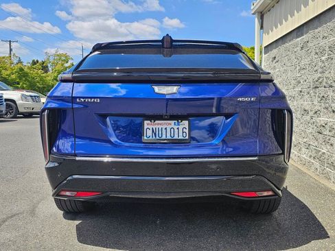 Used 2024 Cadillac Lyriq Tech RWD image 6