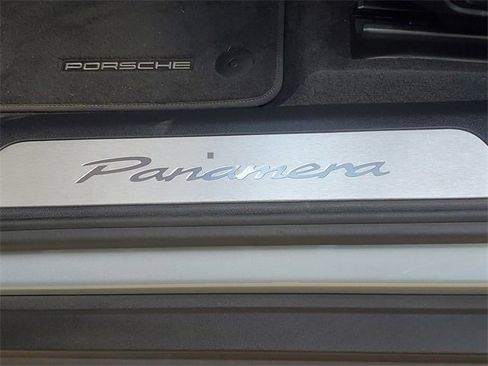 Certified 2024 Porsche Panamera image 40