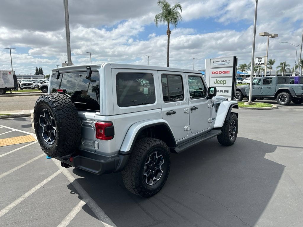 Used 2023 Jeep Wrangler Unlimited Rubicon 4xe AWD/4WD image 7