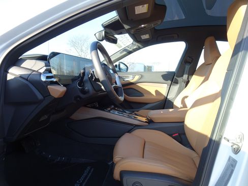 Used 2025 Audi A5 2.0T Premium Plus w/ Premium Plus image 8