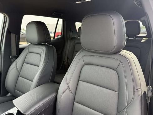 Used 2025 Chevrolet Equinox LT w/ Convenience Package II AWD/4WD image 13