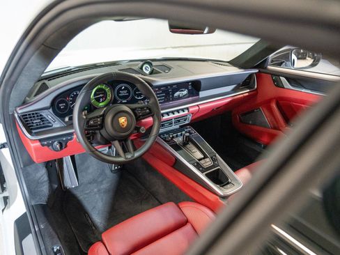 Certified 2022 Porsche 911 Turbo S AWD/4WD image 4