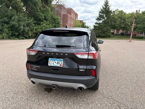 Used 2020 Ford Escape Titanium AWD/4WD image 34