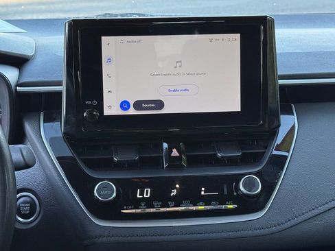 Used 2024 Toyota Corolla SE image 18