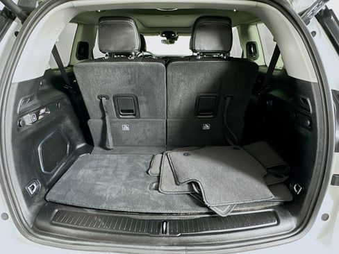 Used 2023 Jeep Grand Cherokee L Limited w/ Trailer Tow Group (B) image 31