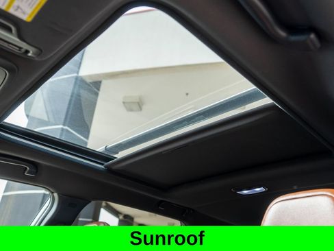 Used 2025 Subaru Forester Touring AWD/4WD image 12