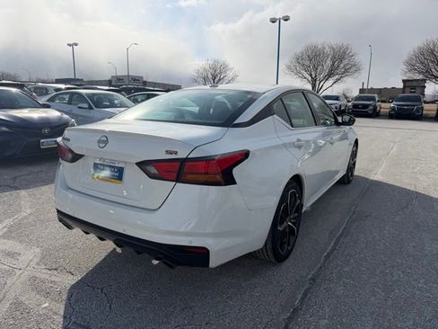 Used 2024 Nissan Altima 2.5 SR image 4